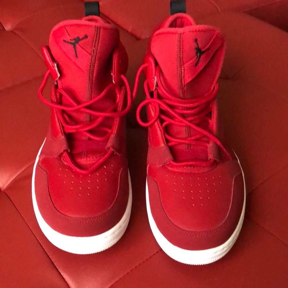 Jordan Fadeaway Red/Black/White